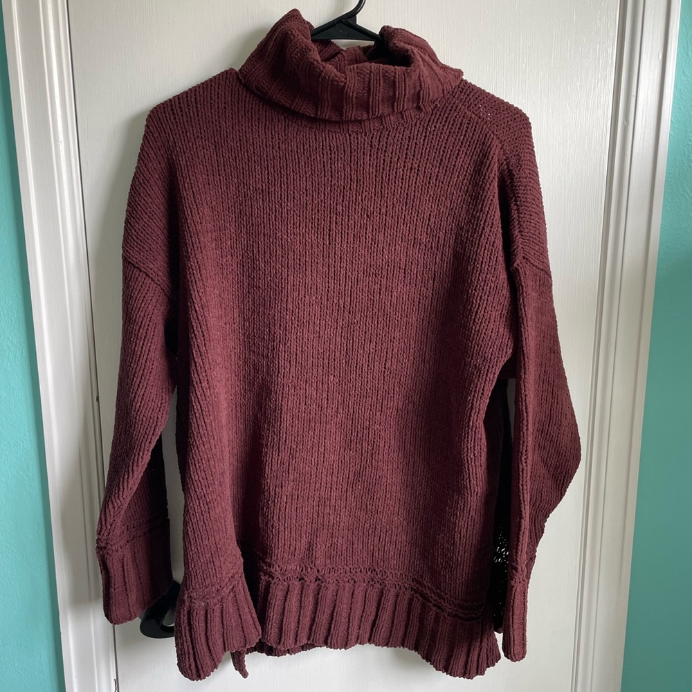 Aerie Maroon Turtleneck Sweater